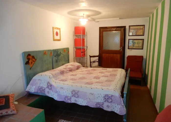 Il Borgo Della Colomba 팜스테이 *