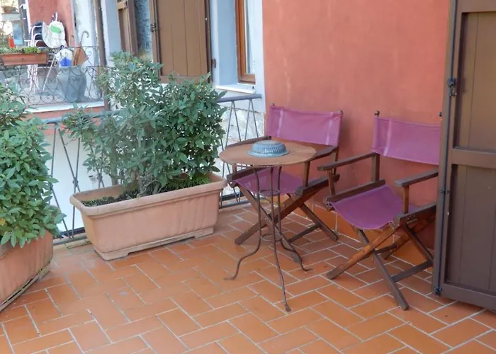 Il Borgo Della Colomba 팜스테이 포스디노보