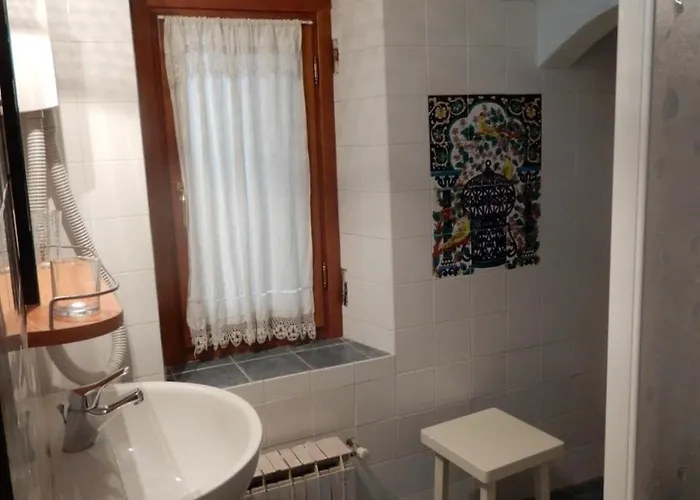 Il Borgo Della Colomba 팜스테이 포스디노보