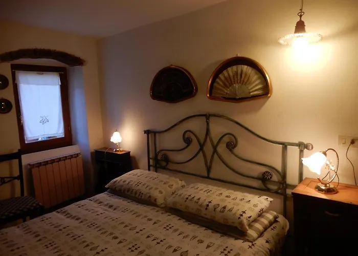 Il Borgo Della Colomba 팜스테이 포스디노보